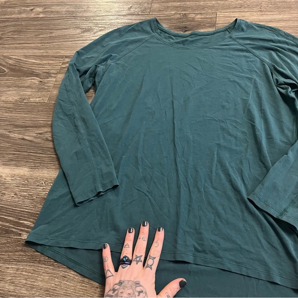Lululemon Love Long-Sleeve Shirt (Green Jasper) Size 10 - Picture 2 of 4